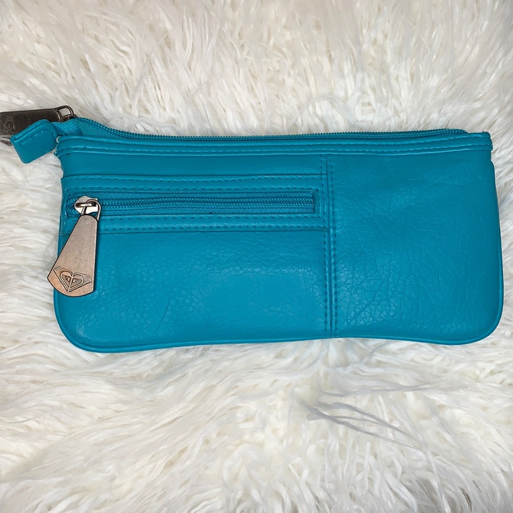 Roxy Clutch